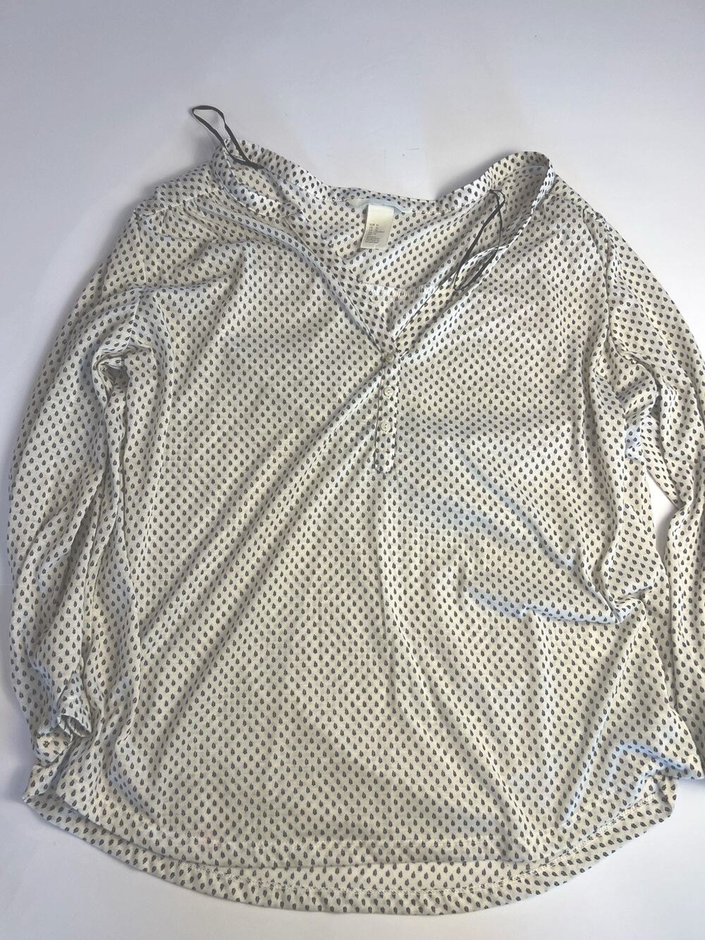 H&M White Black Leaf Print Button-Down Long Sleeve Blouse Top Women's Size M